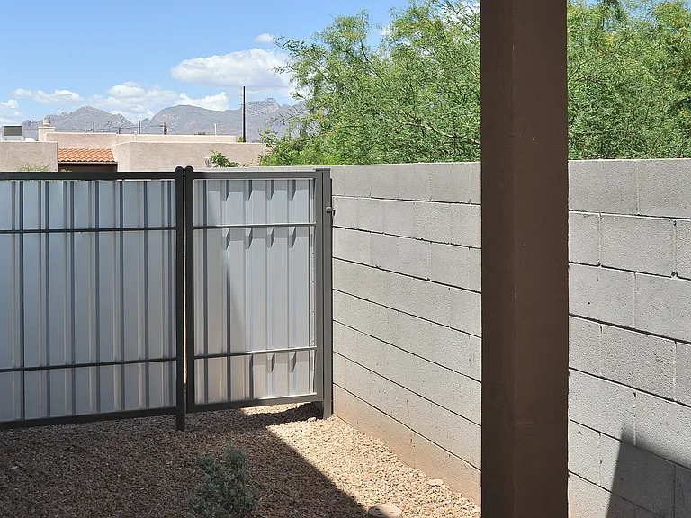 1218 E Blacklidge Dr #1101 — Photo 29
