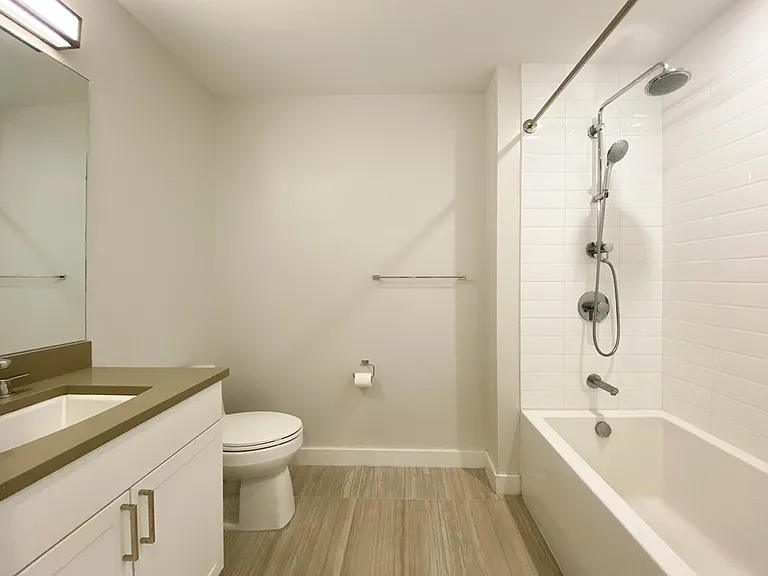 1650 Commonwealth Ave #404 — Photo 10
