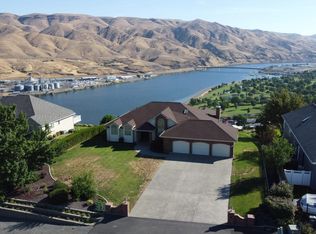 2530 Valleyview Dr, Clarkston, WA 99403