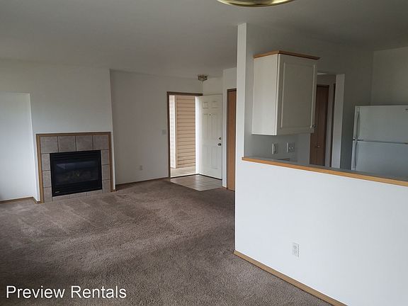2nd image of 2618 Q Ave APT 5