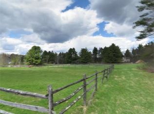 3 Old Farm Ln, Pepperell, MA 01463