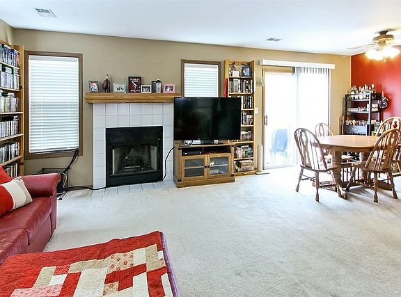 2nd image of 226 Ashbury Ln E