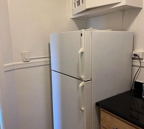 2nd image of 1447 Jones St APT 1
