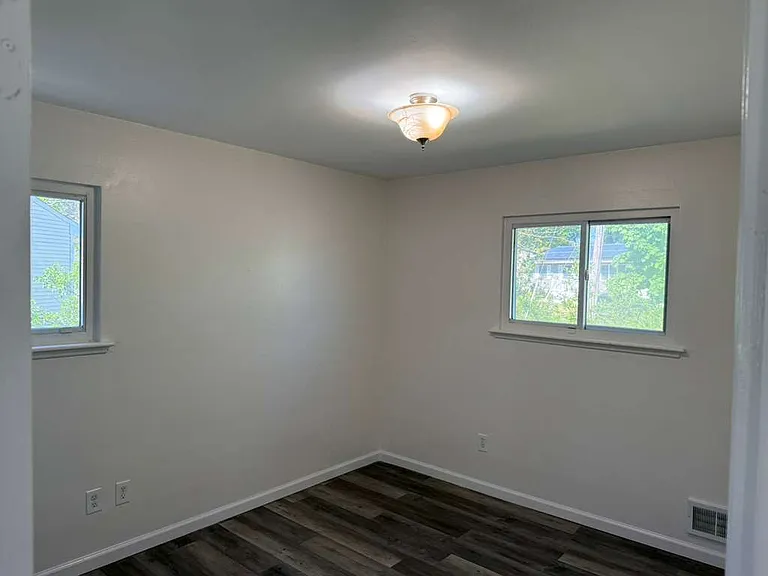 9 Annapolis Rd — Photo 8