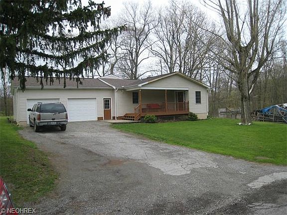3rd image of 16940 Cornell St
