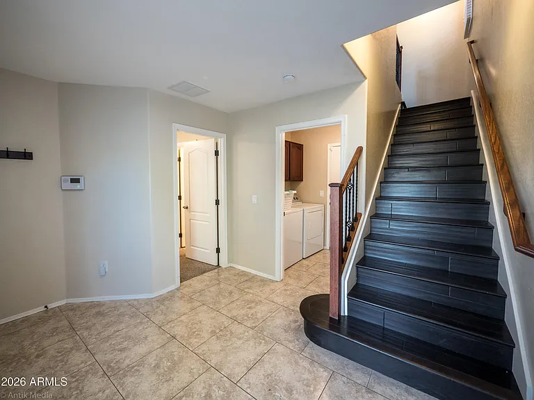 1628 E Canyon Creek Dr — Photo 4