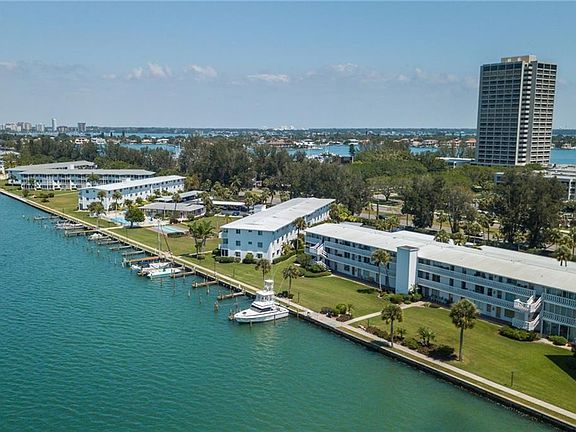 5th image of 763 John Ringling Blvd #27BERK