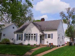 1429 E Madison St, South Bend, IN 46617