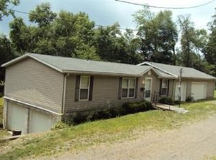 2828 Eastport Rd SE, Dennison, OH 44621