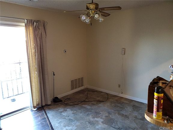 4th image of 1631 E 114th St