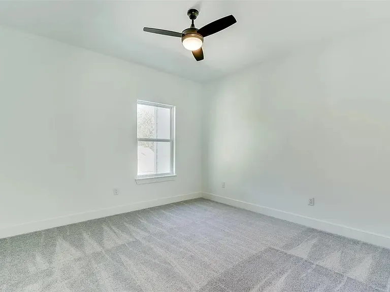 4023 Abilene St — Photo 18