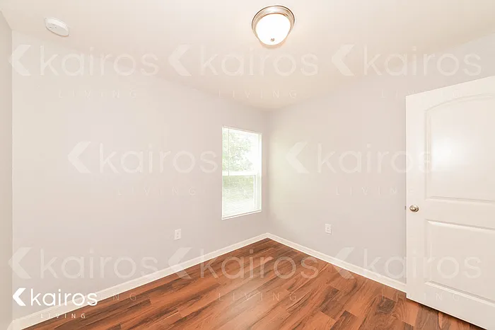 433 Church Ave NW — Photo 10