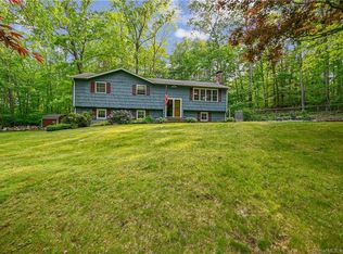 6 Stony Brook Dr, Marlborough, CT 06447