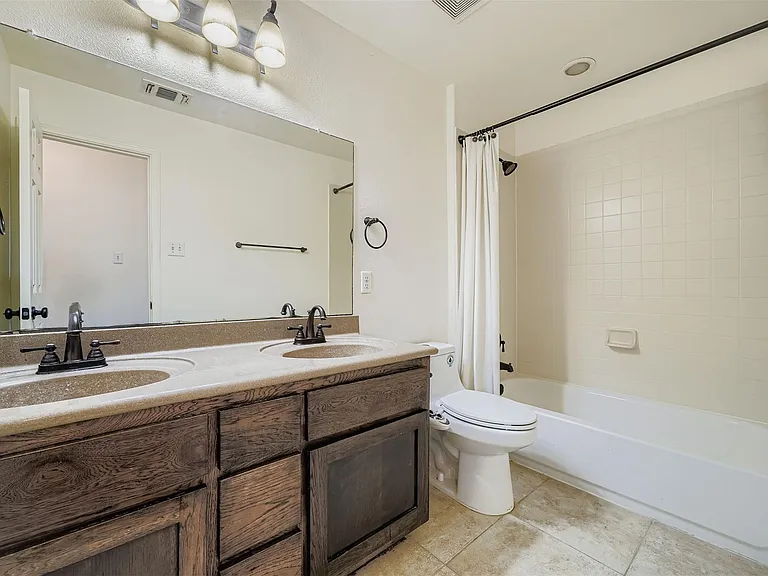212 Great Circle Cv — Photo 21
