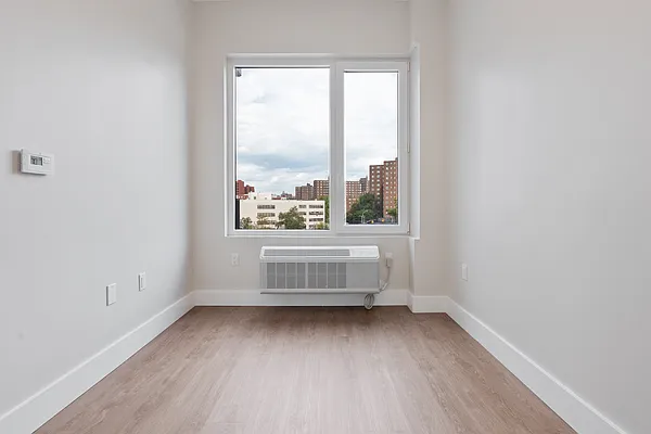 Rented by EXR | media 11