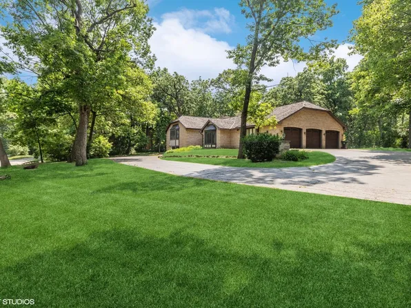 19845 W Woodmere Ter, Antioch, IL 60002