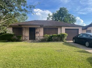 5758 Belmark St, Houston, TX 77033