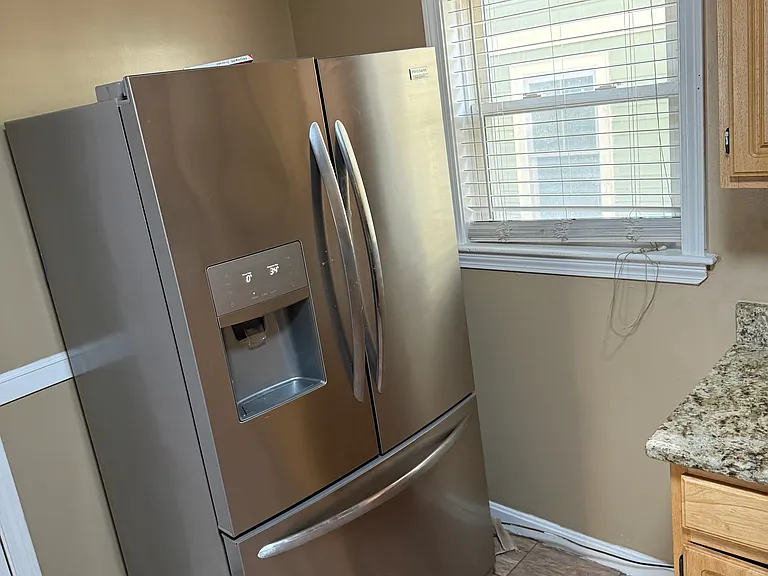 44 Capen St #1 — Photo 5