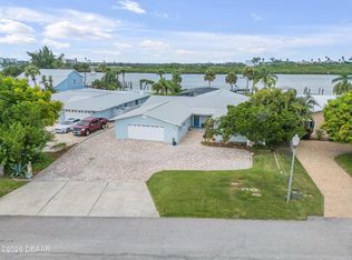 34 Richmond Dr, New Smyrna Beach, FL 32169