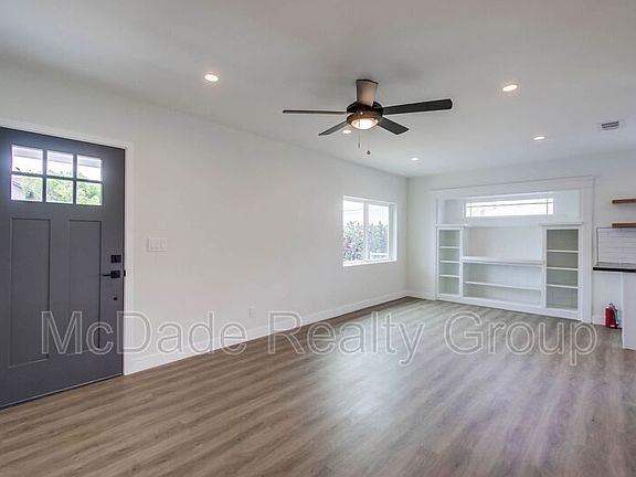 5th image of 2552-2556 B St #2552-B