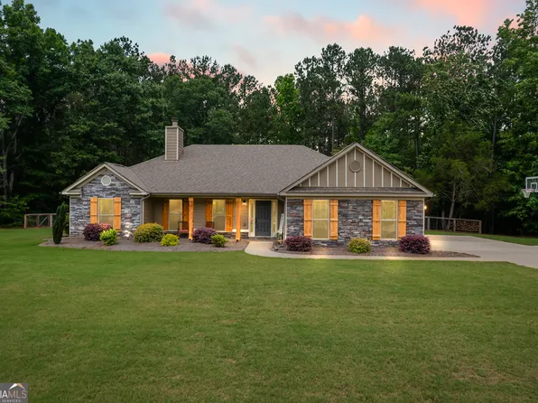 2108 Perry Place Ln, Monroe, GA 30656