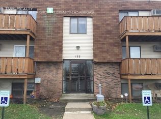 132I Fox Hill Ln, Elyria, OH 44035