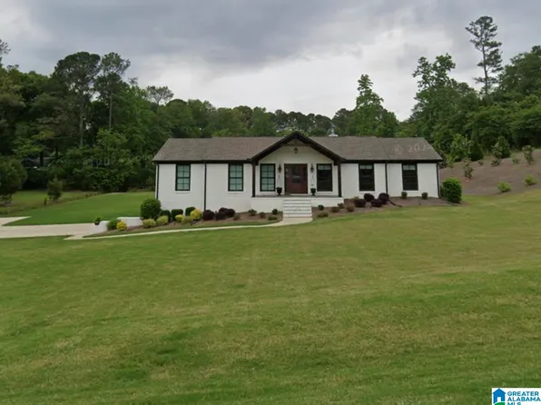 7048 Briarwood Ln, Leeds, AL 35094
