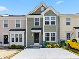 305 Kingsbury Ct, White Hall, WV 26554