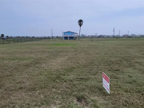 4003 2nd St, Galveston, TX 77554