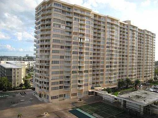 1st image of 18041 Biscayne Blvd APT 801-4