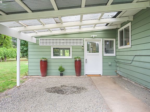 4th image of 38761 Flowerdale Dr