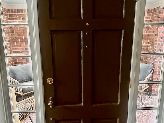 5th image of 889 Rutledge Ave