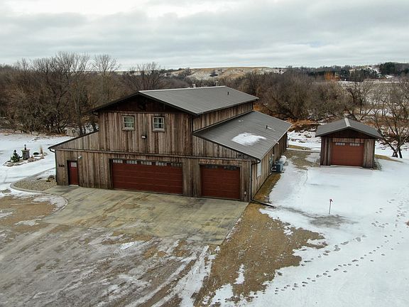 3rd image of 5583 SE County Highway 63