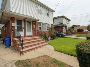 25907 147th Ave, Rosedale, NY 11422