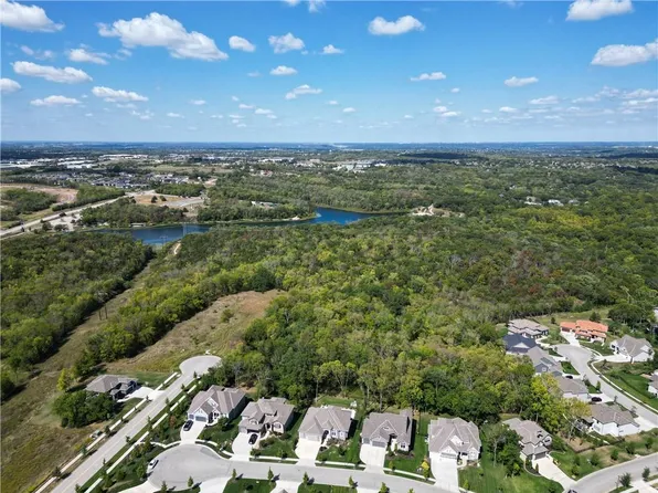 Lone Elm Rd, Lenexa, KS 66220
