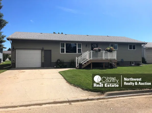 706 S 3rd St E, Malta, MT 59538