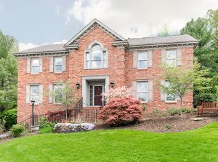 1050 Tall Trees Dr, Pittsburgh, PA