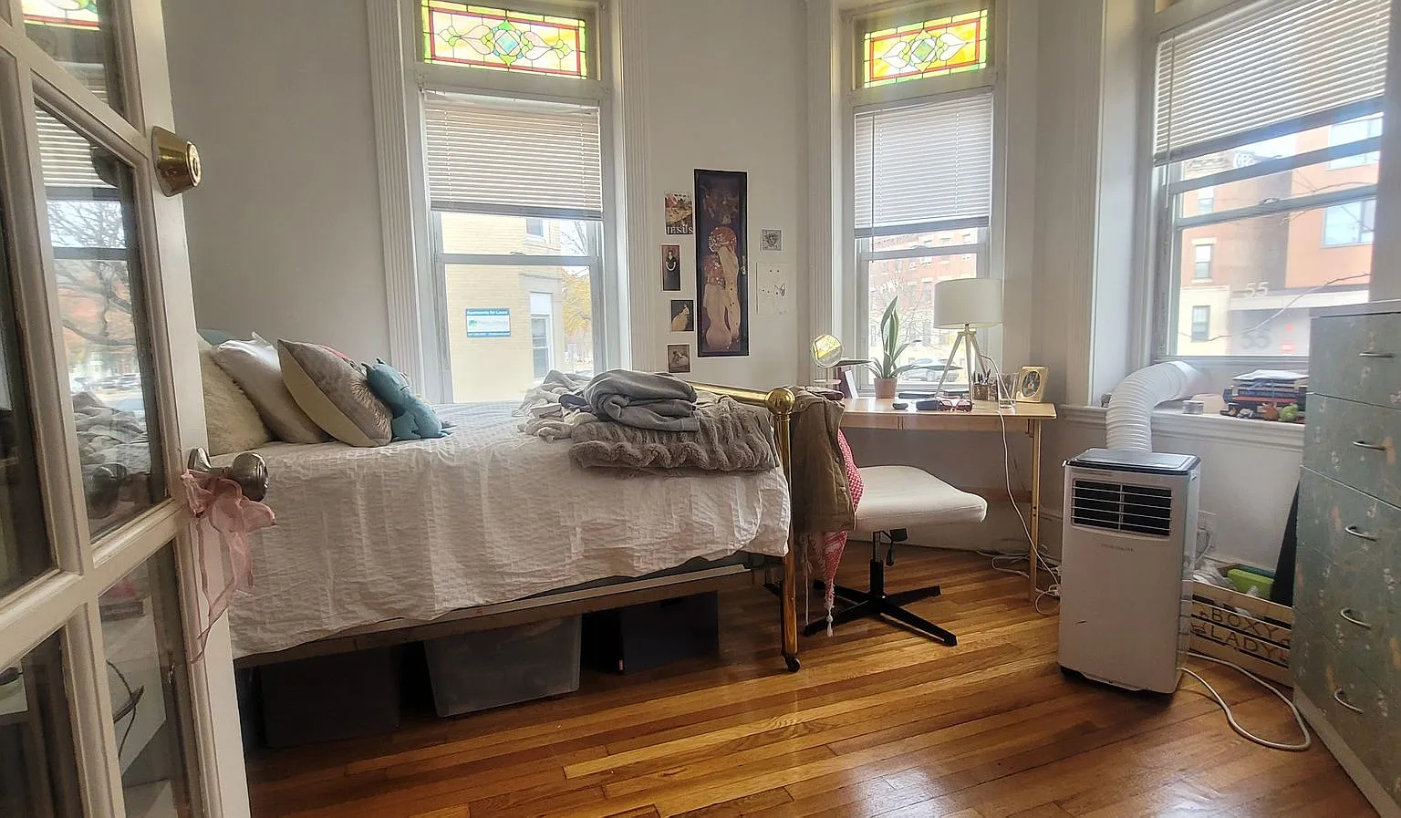 Updated Apt Near Packards Corner and BU Campus! Ht/HW Inc, Near T! — Photo 2