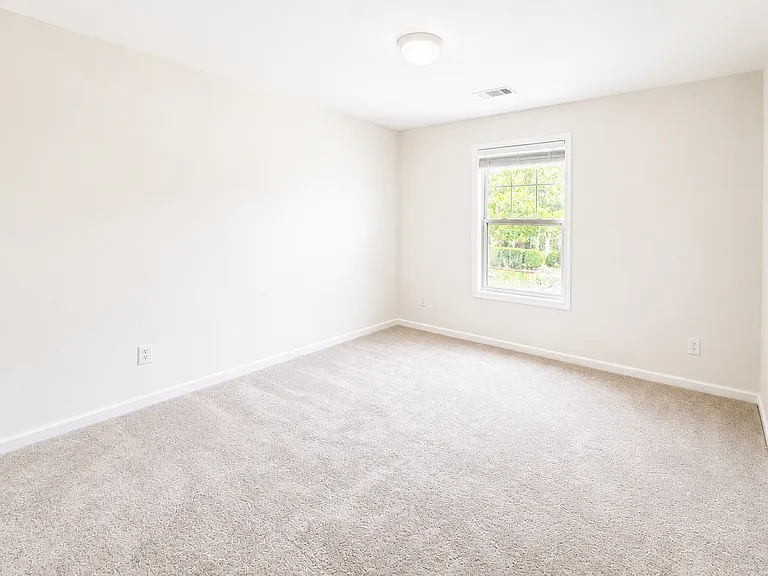 11 Phaeton Ave — Photo 25