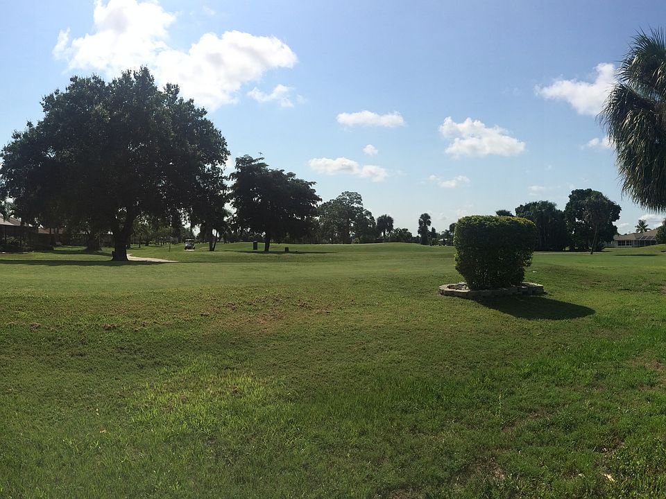 view of golf course