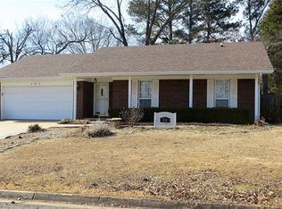 121 Country Lane Dr, Alma, AR 72921