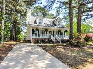 436 Hidden Cellars Dr, Holly Springs, NC 27540