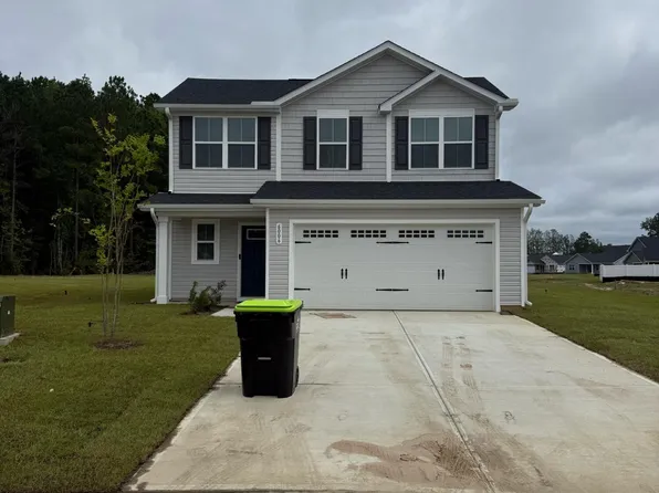6006 Roundwood Drive NW, Ash, NC 28420