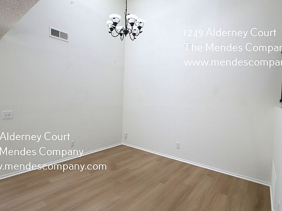 5th image of 1249 Alderney Ct