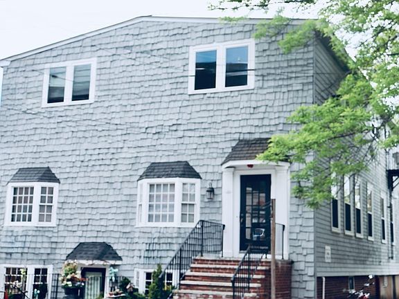 2nd image of 118 Pleasant St #31