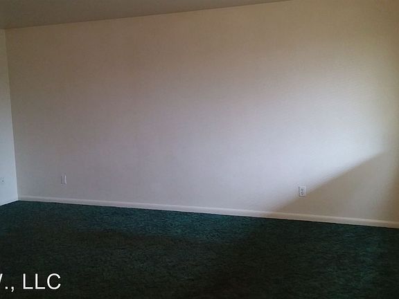 3rd image of 3044 17th Ave APT 7