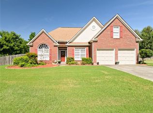 1556 Cooks Pond Dr, Powder Springs, GA 30127