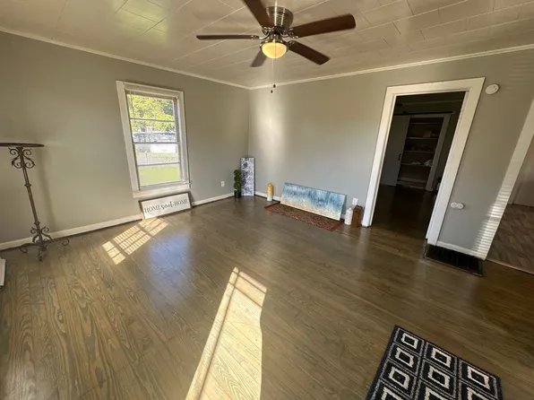 3102 S Railroad St, Gastonia, NC 28056