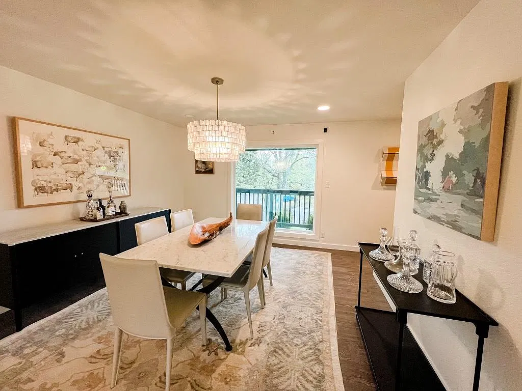 404 Westbrook Dr — Photo 4