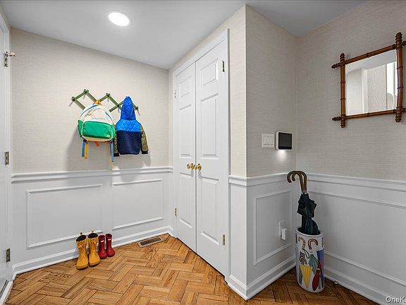 4th image of 4 Cornell Place